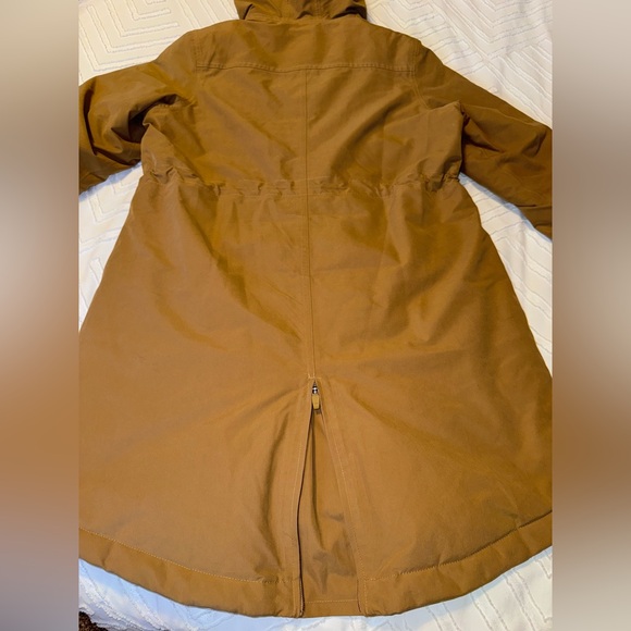 North Face Arctic Parka - Size Large - tan colour - Picture 5 of 5